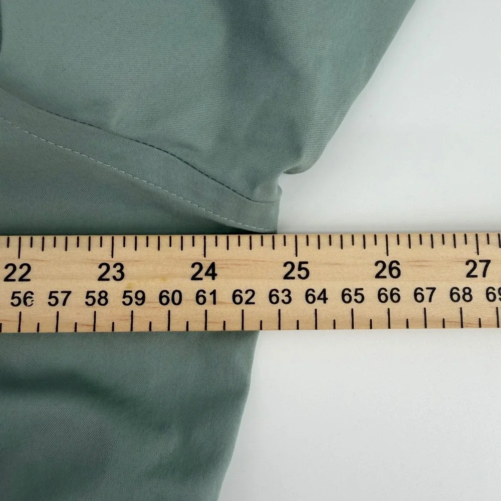 UNTUCKit Gironde Shirt Mens XL Sage Green Regular Fit Stretch Nylon 40349